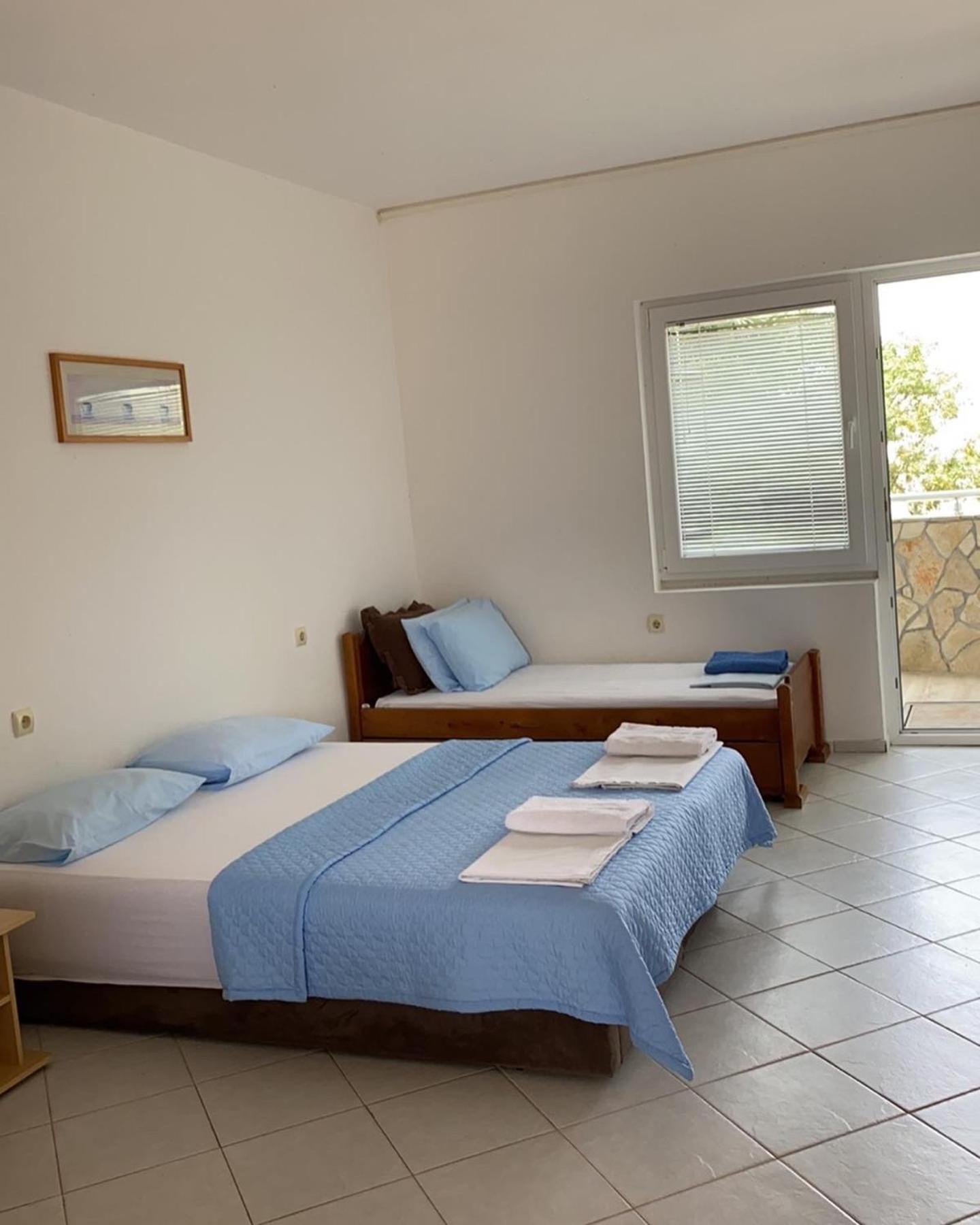 Apartments Vila Kurtagic Dobra Voda Dış mekan fotoğraf