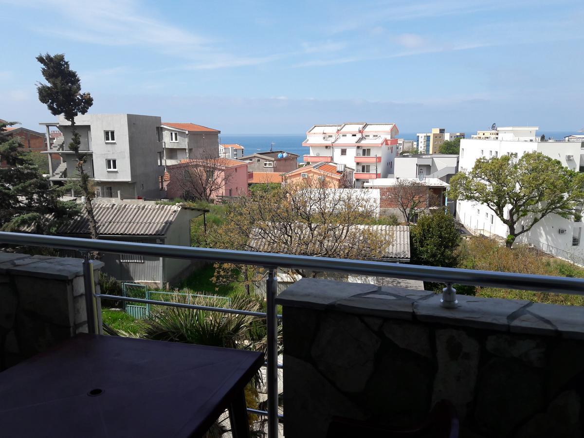 Apartments Vila Kurtagic Dobra Voda Dış mekan fotoğraf