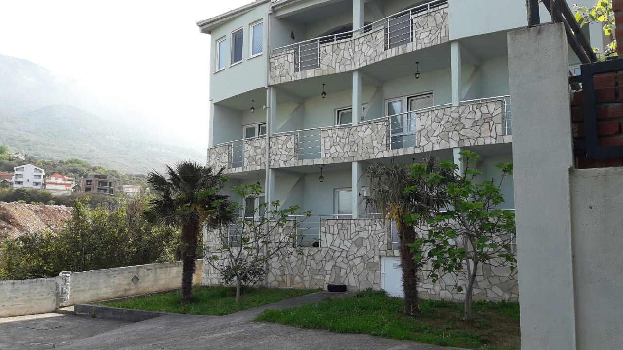 Apartments Vila Kurtagic Dobra Voda Dış mekan fotoğraf